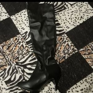 Nwot. Knee high boots